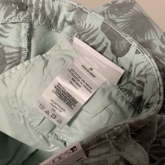 🆕 Joe’s Jeans Tropical The Icon Midrise Skinny Crop Raw-cuff in Sky Gray - Picture 5 of 8